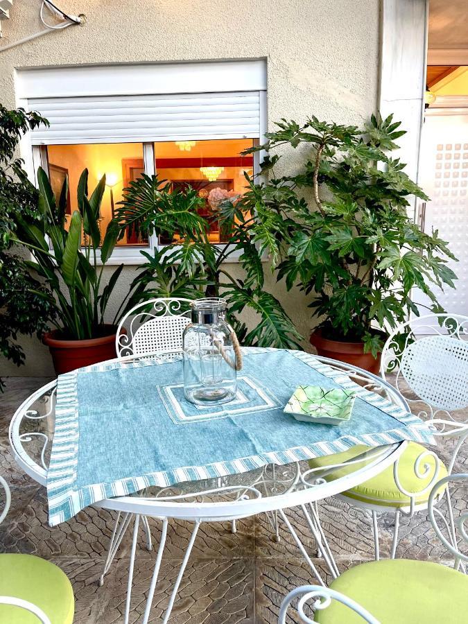 Emerald Luxury Apartments - Ath Airport Спата Экстерьер фото